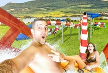 Exotika v Pasohlávkách. Aqualand zasypal Nafukovací svět pískem, sází na klid